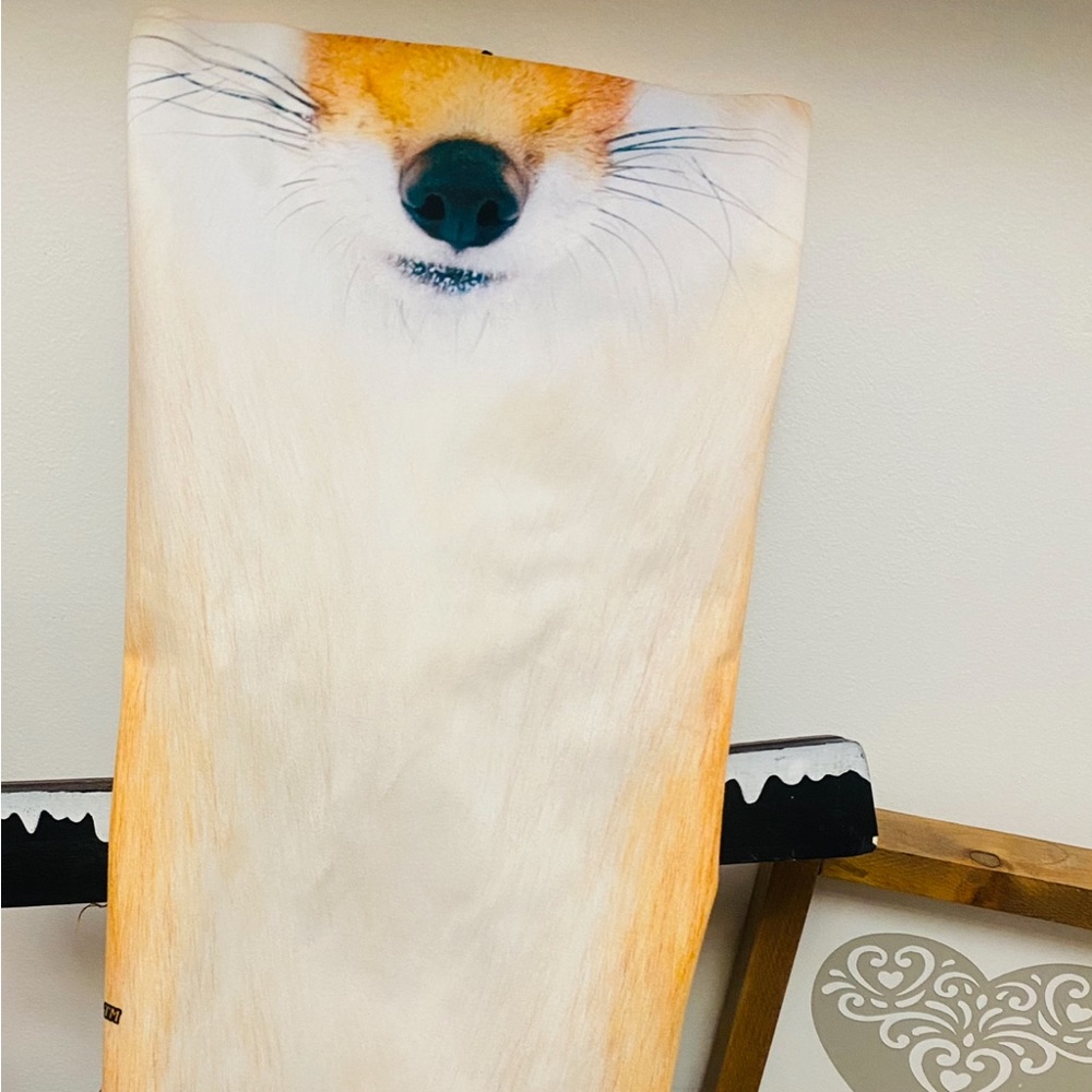 What did the fox say?! New, never worn from Harley store. Covers neck from wind